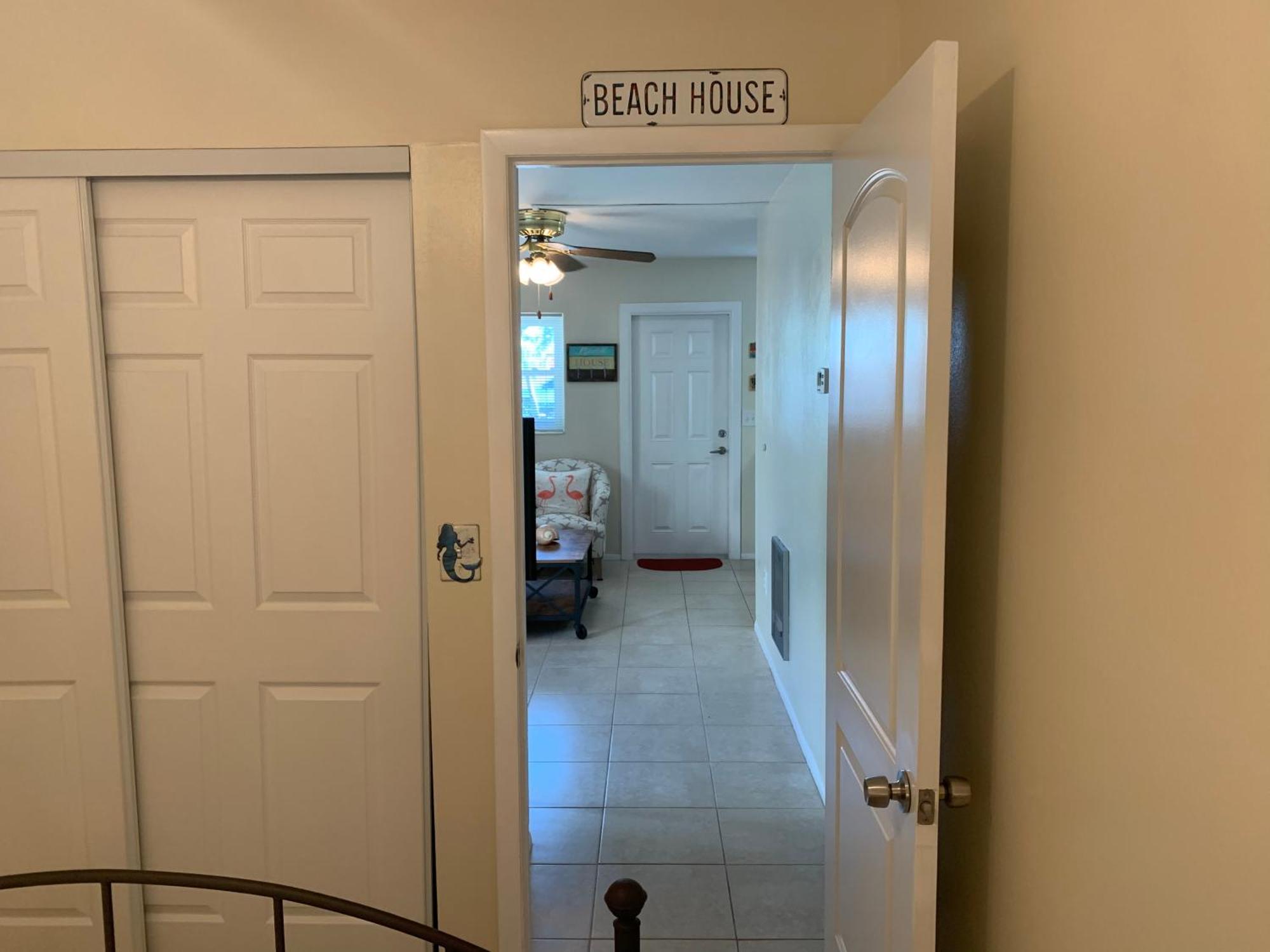 Michaels -Beachside Bungalows St. Pete Beach Exterior photo